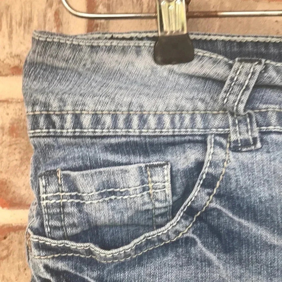 Truce Cuffed Blue Jean Short Flap Pocket Shorts - Picture 3 of 10